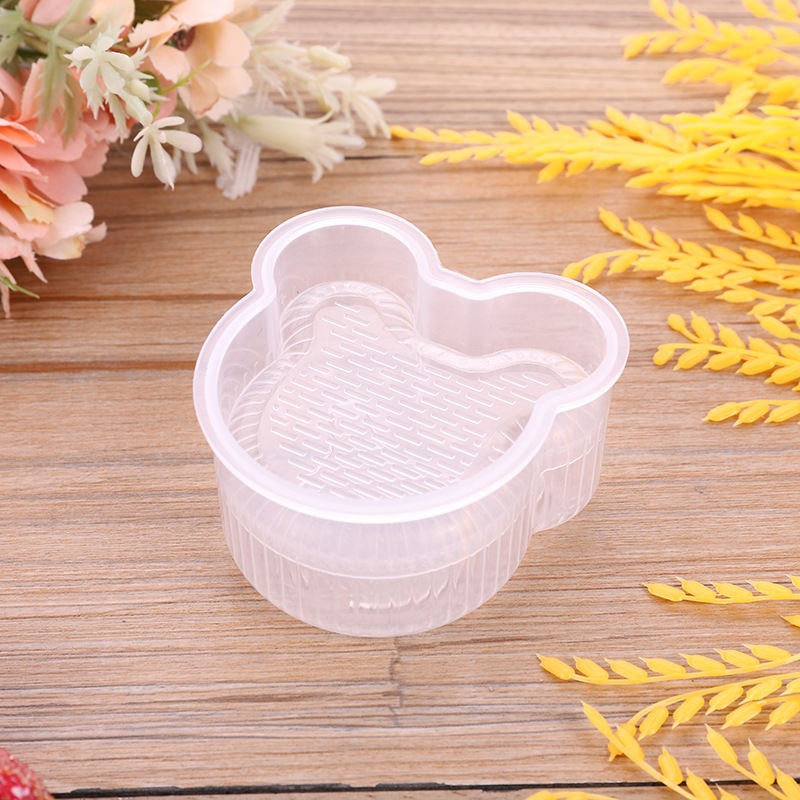 Khuôn ép tạo hình cơm cho bé ăn dặm - Nhiều hình dễ thương
