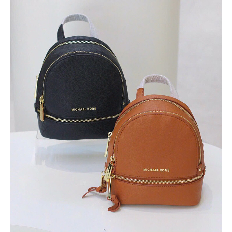 Balo M.K mini chất da siêu đẹp phối được 2 kiểu xinh, phù hợp đi chơi đi làm