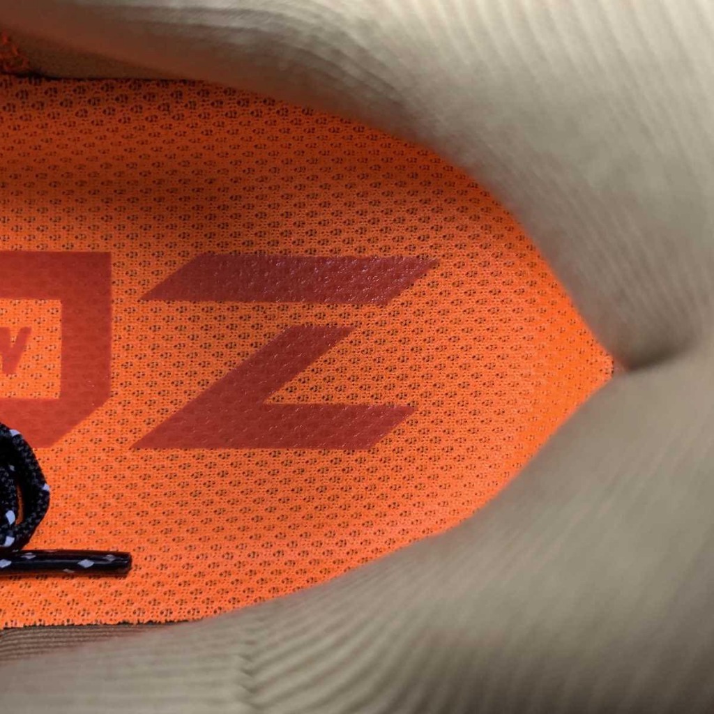 Giày chạy bộ Nike Pegasus 39 Nam màu đen được thiết kế dành cho những vận động viên chạy ở cấp độ < 20 km