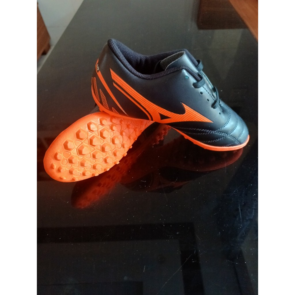 Giày đá bóng MIZUNO TF_Giày đá bóng sân cỏ nhân tạo giá rẻ