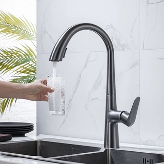 Vòi rửa chén nóng lạnh dây kéo giãn 036