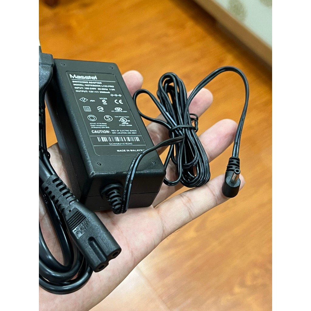 Sạc máy tính laptop masstel zin