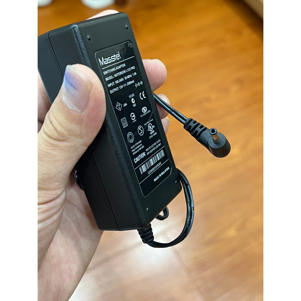 Sạc máy tính laptop masstel zin