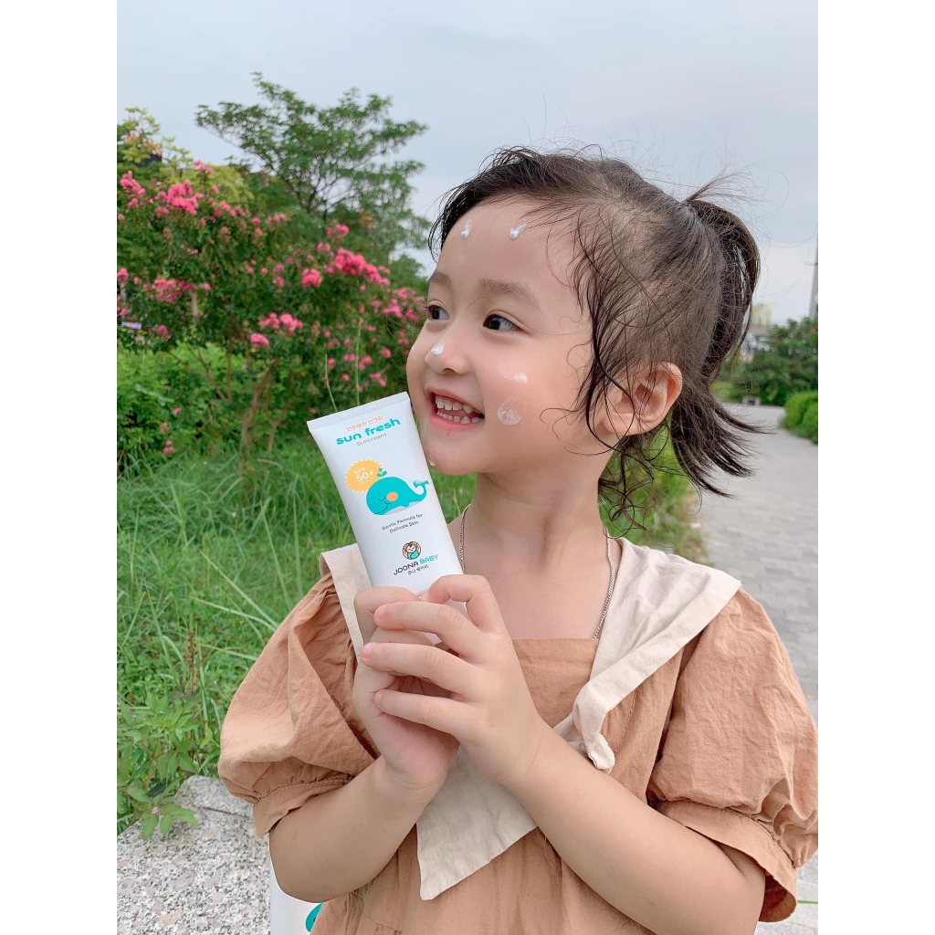 Kem chống nắng Sun Fresh Hàn Quốc SPF50+ PA+++ an toàn lành tính dành cho mẹ và bé IQ Kao 50ml