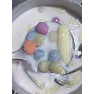 Khoai mì kén hấp sẵn