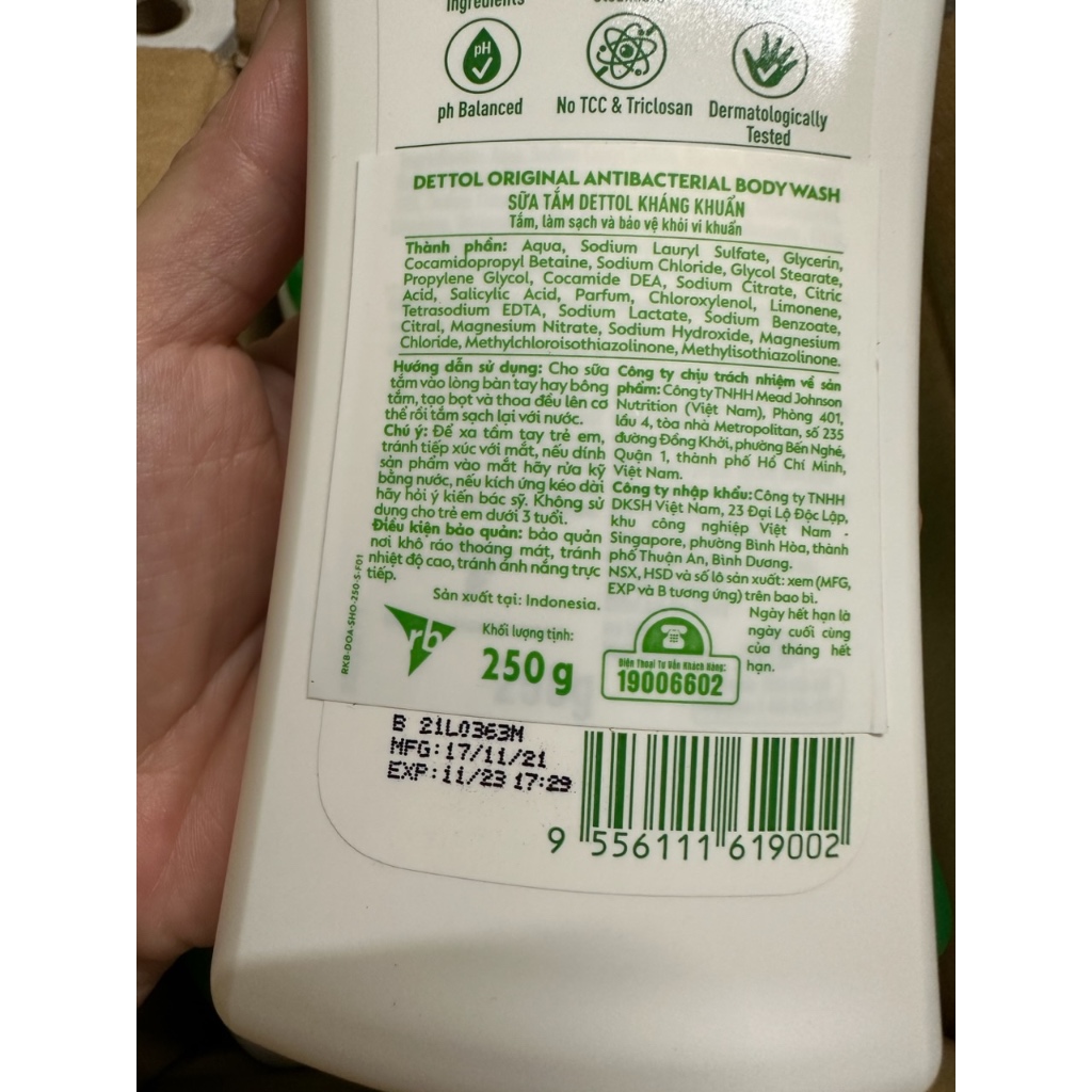 Sữa tắm Kháng khuẩn Dettol ORIGINAL chai 250g