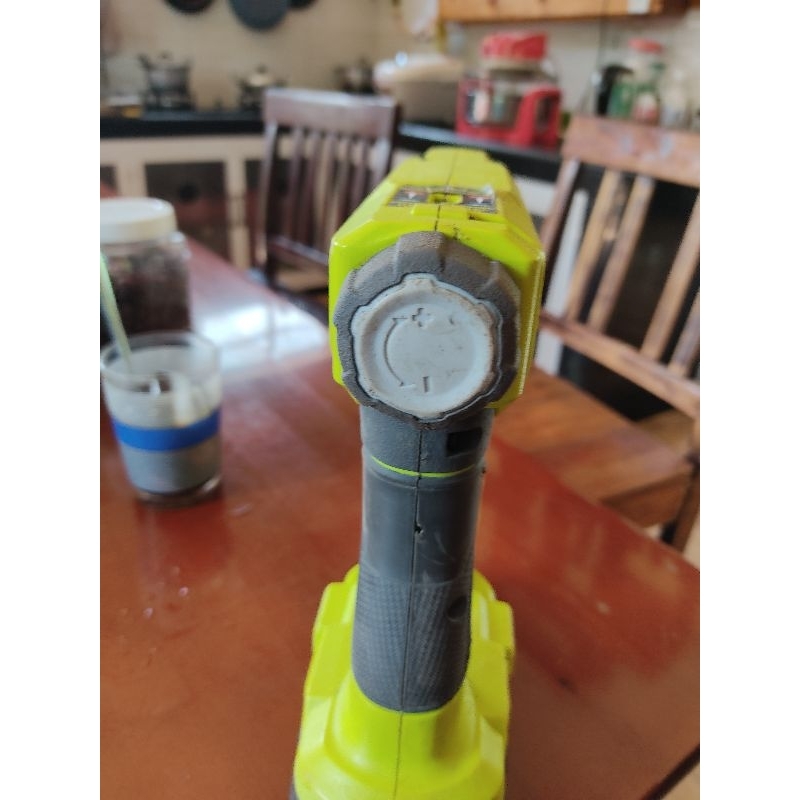 Thanh Lý Máy Bắn Đinh Ryobi 18v