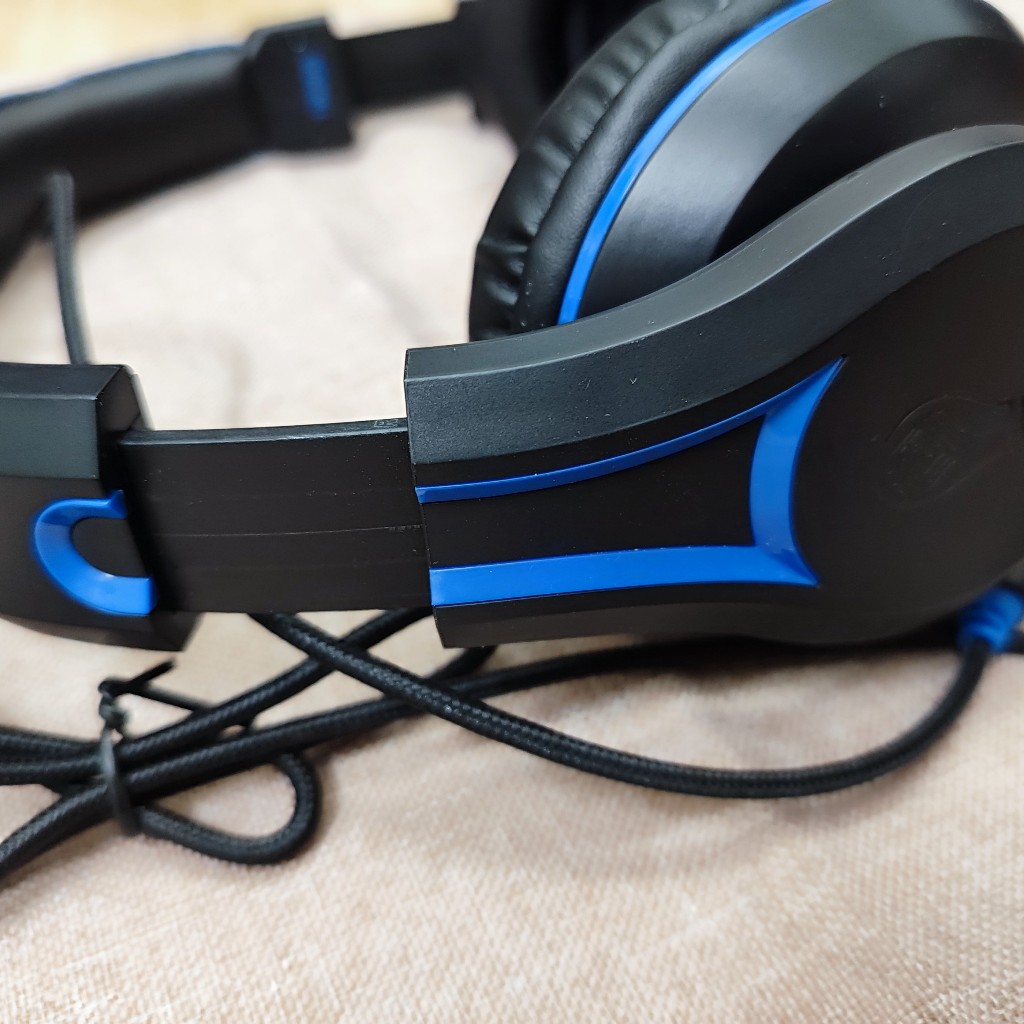 Tai nghe chụp tai Think Write hàng bãi không rõ tình trạng