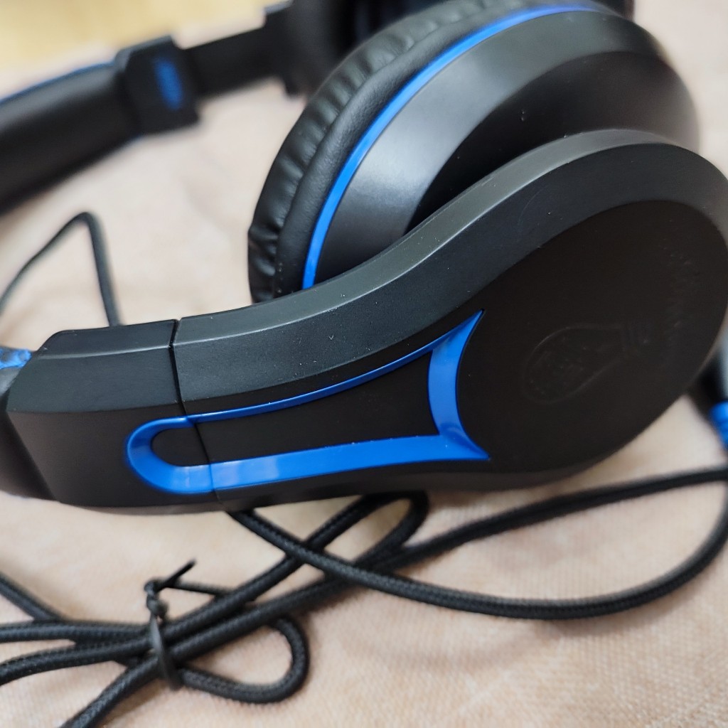 Tai nghe chụp tai Think Write hàng bãi không rõ tình trạng