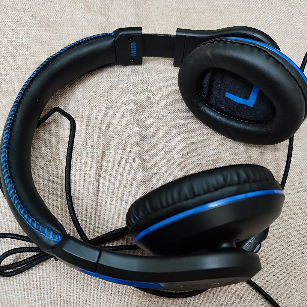 Tai nghe chụp tai Think Write hàng bãi không rõ tình trạng