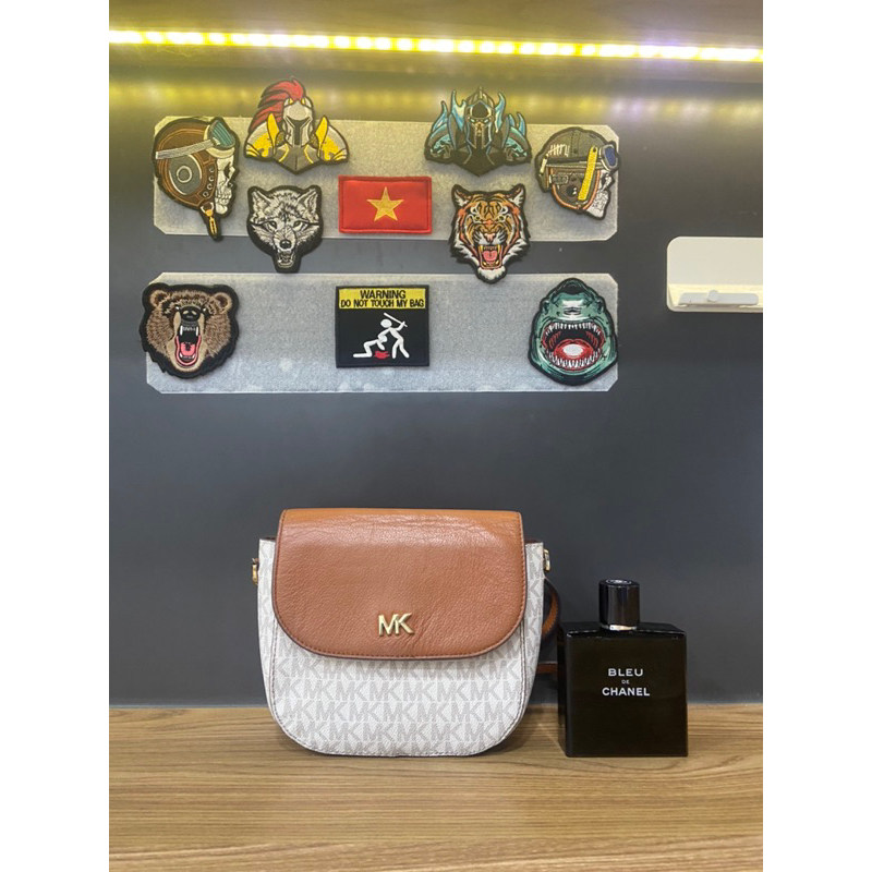 Túi si hiệu Michael Kors