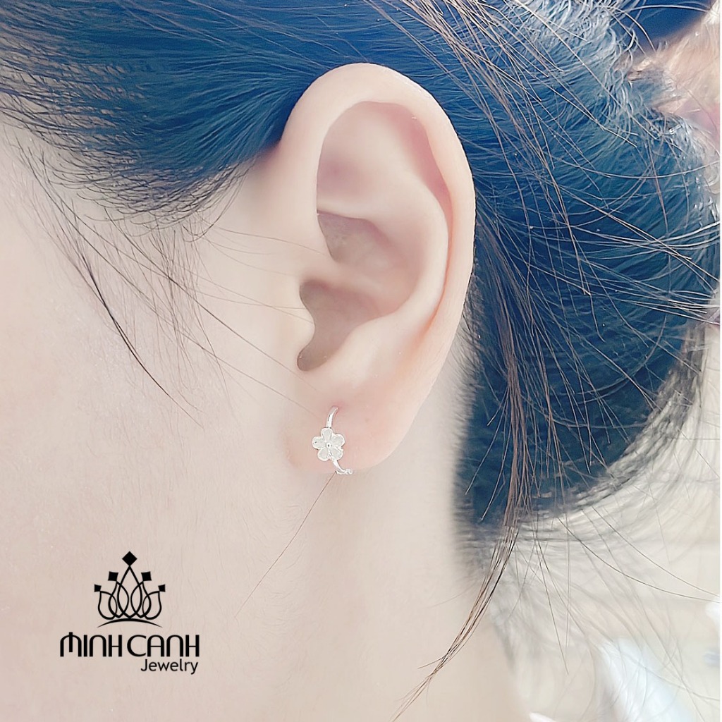Bông Tai Bạc Hoa Nhỏ Khóa Bấm Tròn - Minh Canh Jewelry