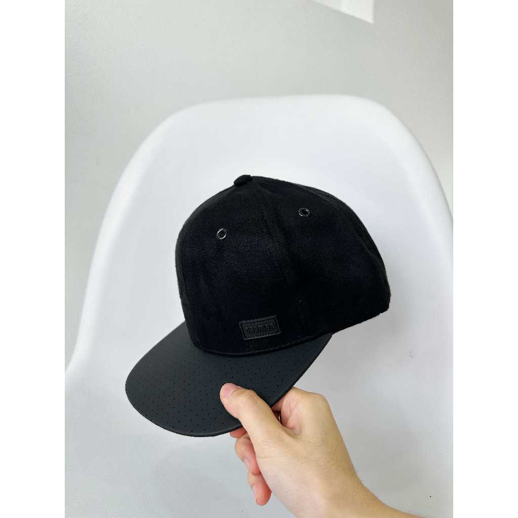 Mũ snapback màu đen trơn CAPMAN phong cách hiphop CM148