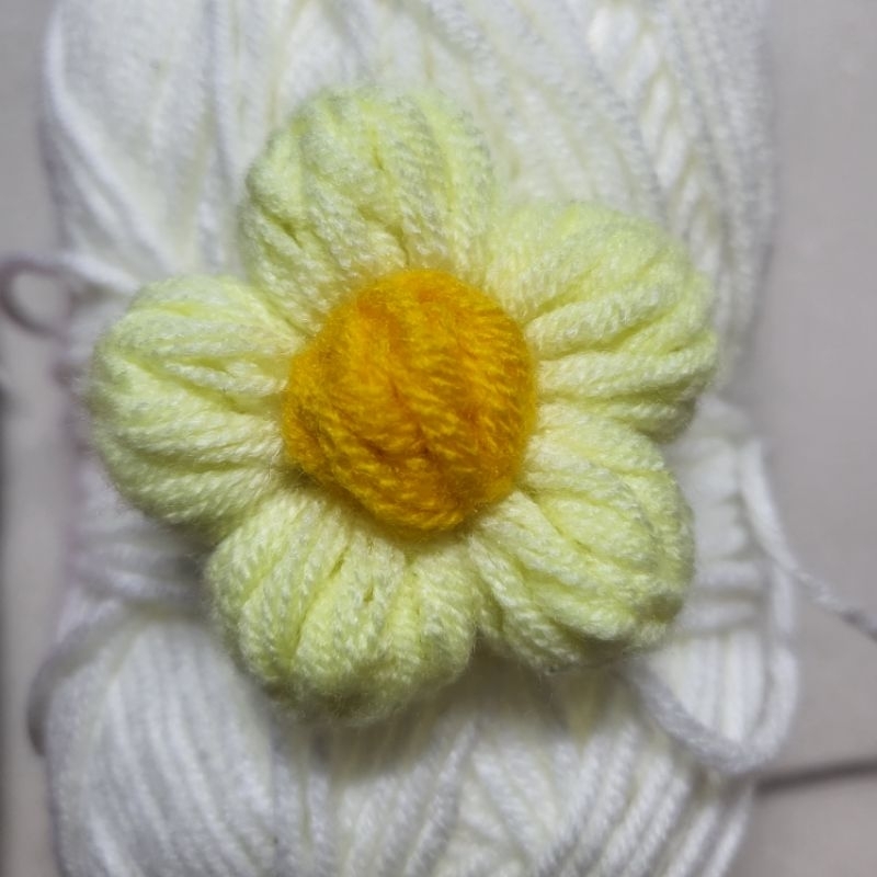 Ghim cài áo hoa len handmade cài balo, mũ