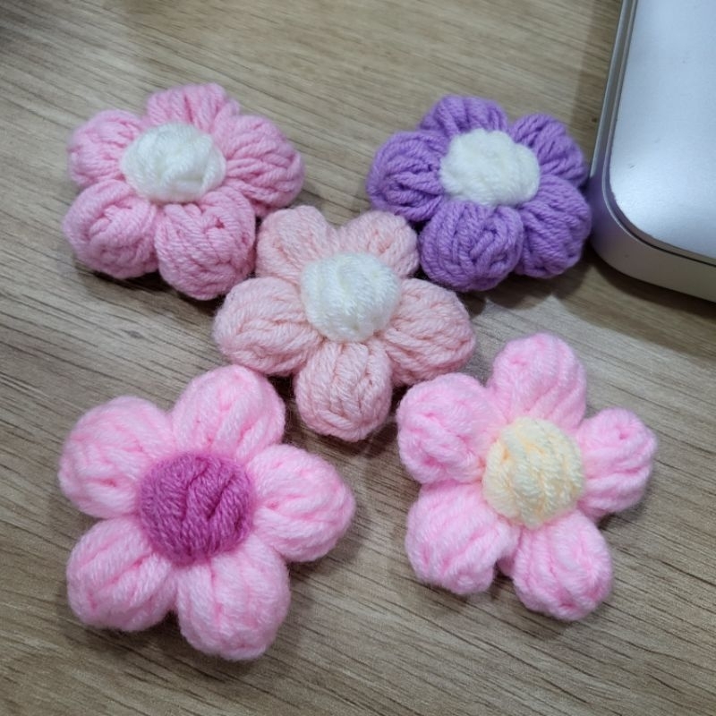 Ghim cài áo hoa len handmade cài balo, mũ