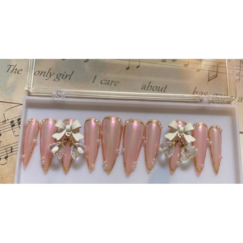 Nailbox tráng gương kèm hoạ tiếc vân nổi đính chram