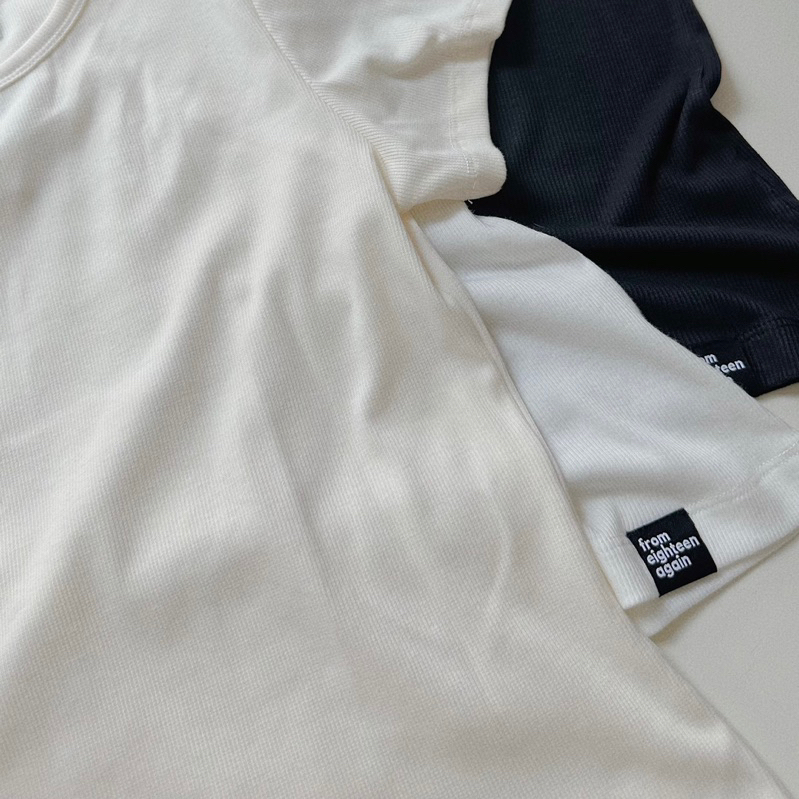 Áo thun Tròn Tròn dáng basic 18made ✿ 𝐁𝐲 𝐄𝐢𝐠𝐡𝐭𝐞𝐞𝐧 𝐀𝐠𝐚𝐢𝐧