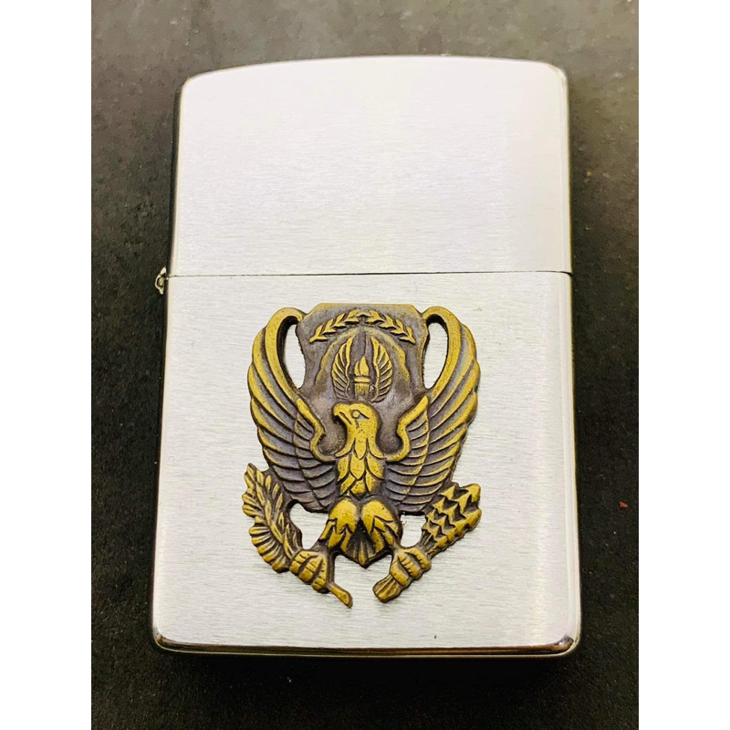 Emblem Pin U.S.A Rin hãng dán Zippo