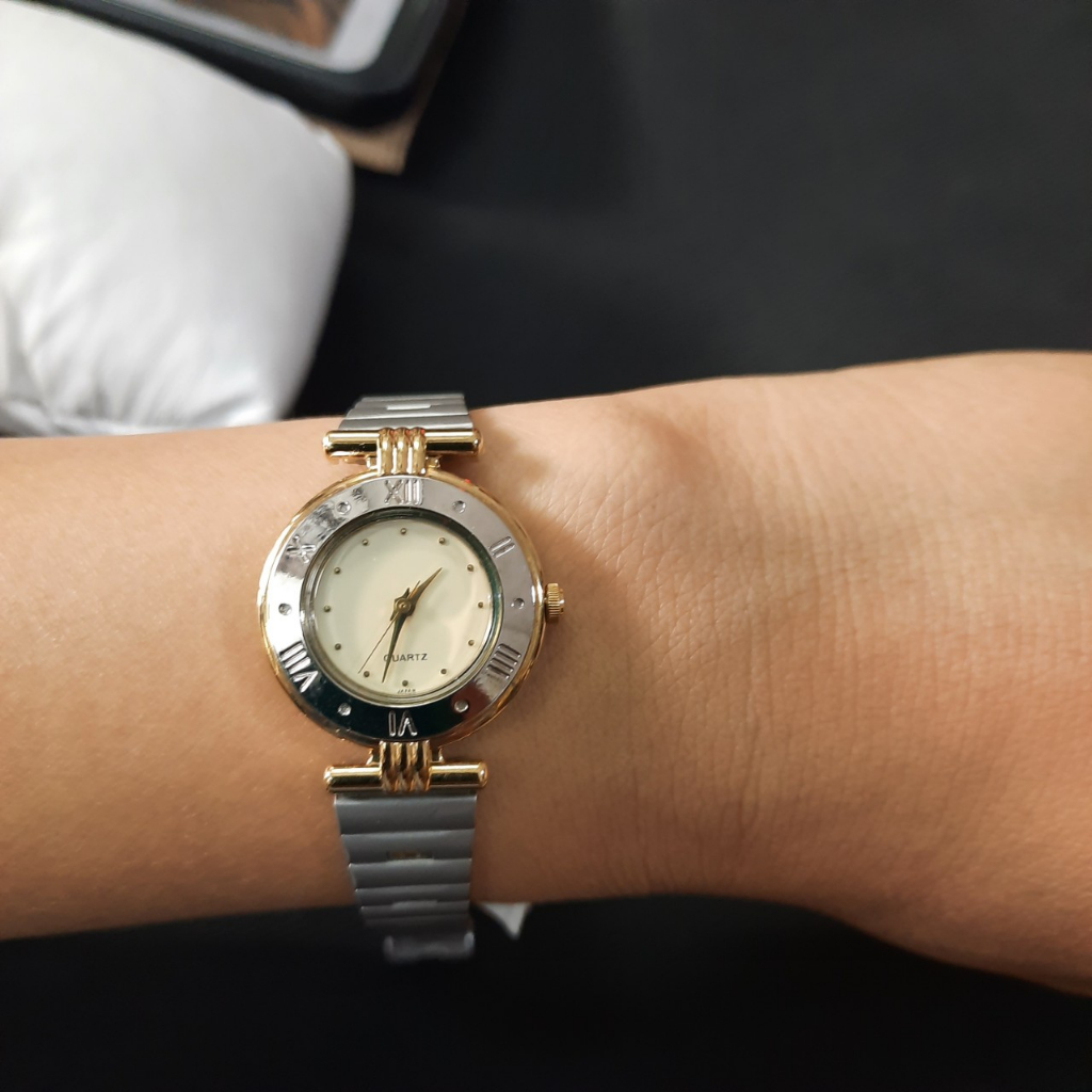 Đồng hồ nữ Noevir máy vàng second hand si nhật- đã qua sử dụng