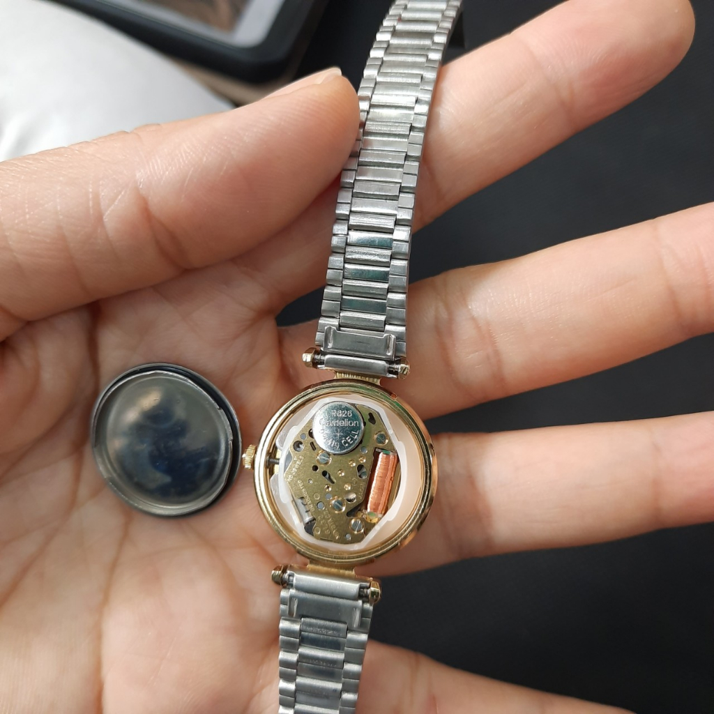 Đồng hồ nữ Noevir máy vàng second hand si nhật- đã qua sử dụng