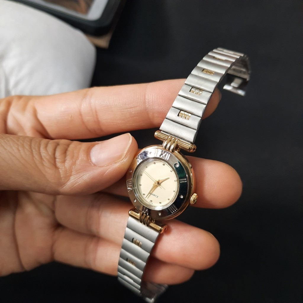 Đồng hồ nữ Noevir máy vàng second hand si nhật- đã qua sử dụng