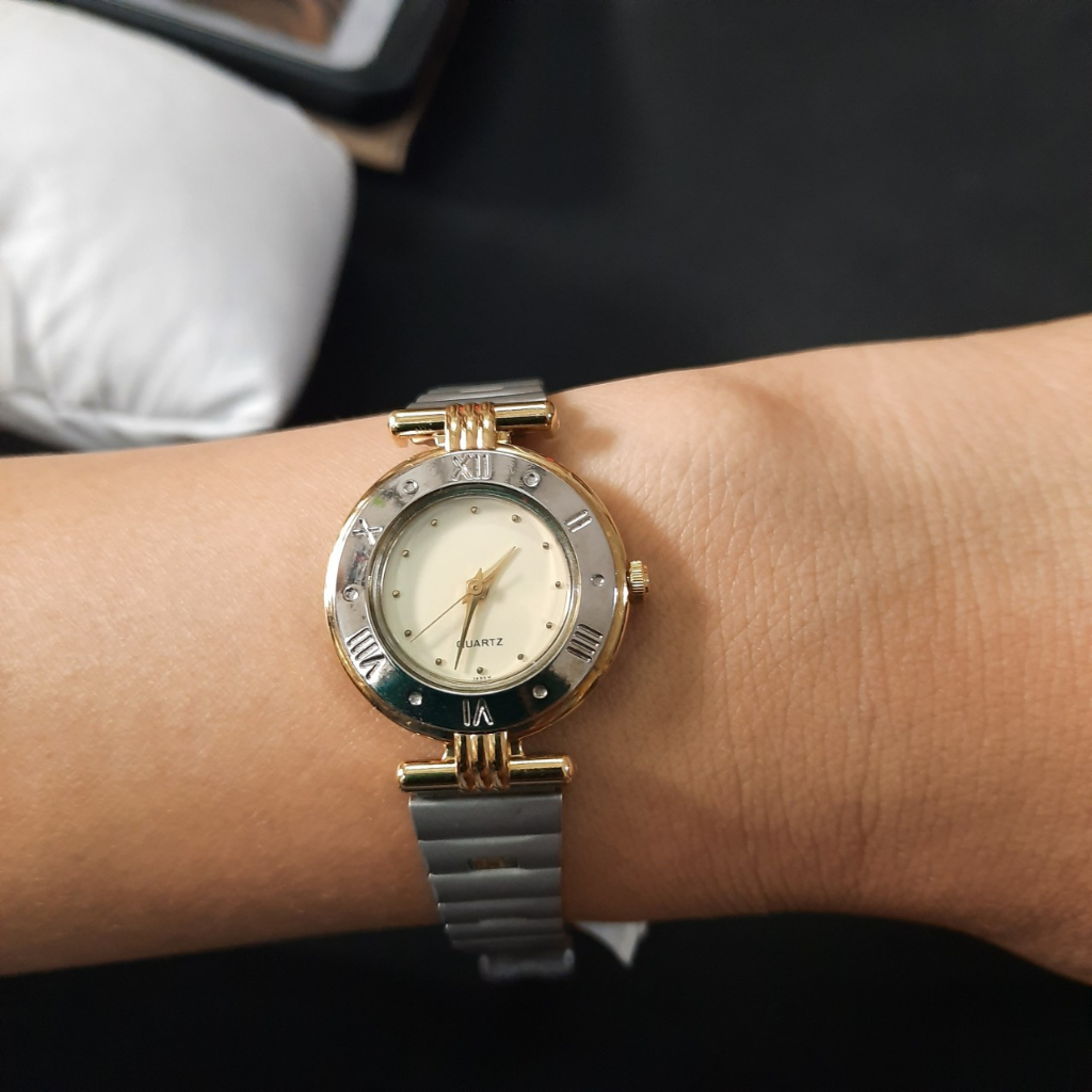 Đồng hồ nữ Noevir máy vàng second hand si nhật- đã qua sử dụng