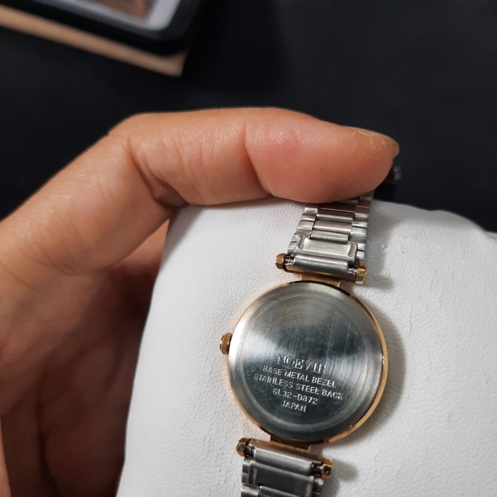 Đồng hồ nữ Noevir máy vàng second hand si nhật- đã qua sử dụng