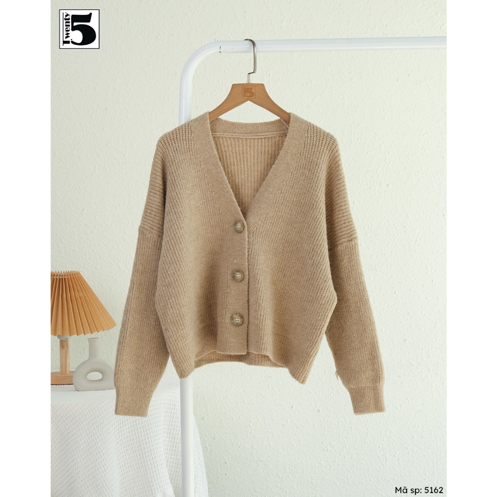 Áo len cardigan cổ V sâu, 3 cúc, bo tay Twenty.Five 5162