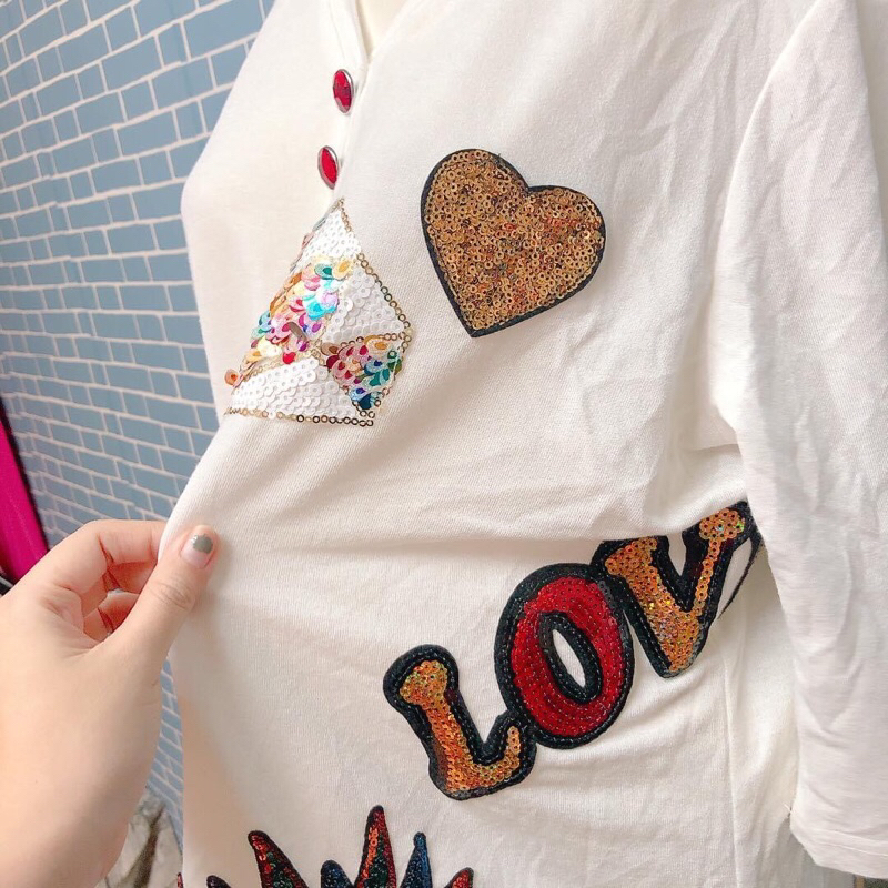 Áo voan trắng hình thêu kiểu