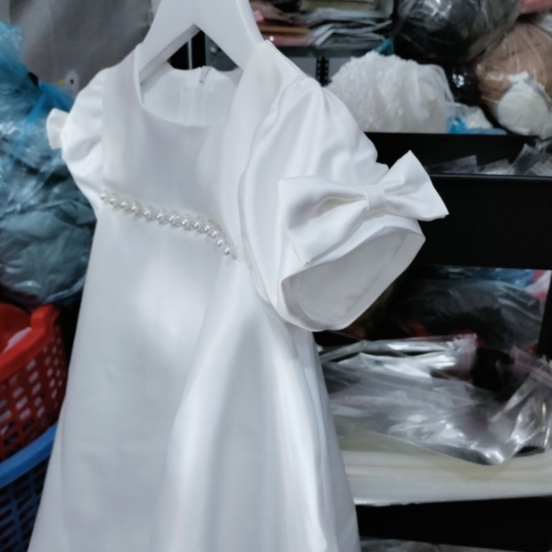 Váy trắng công chúa cho bé gái hàng thiết kế cao cấp B09