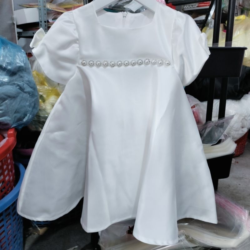 Váy trắng công chúa cho bé gái hàng thiết kế cao cấp B09