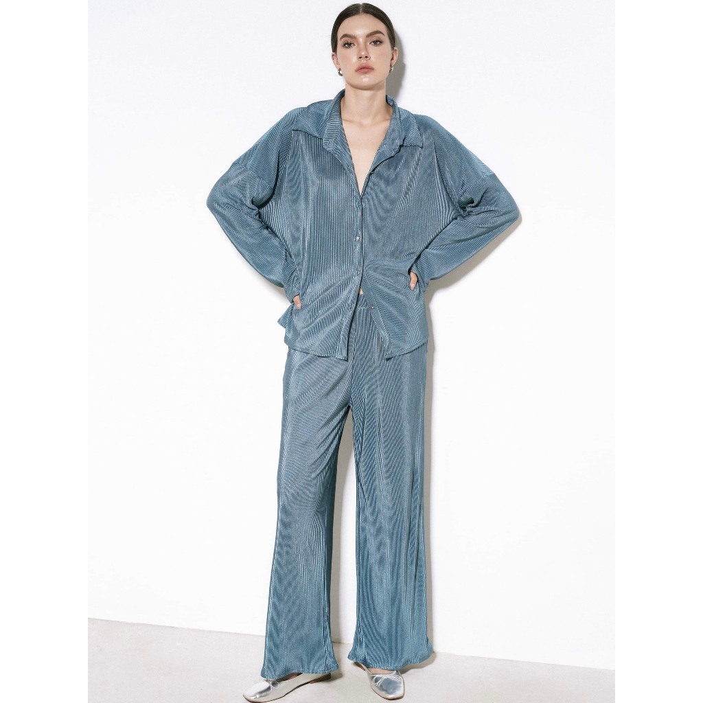 Lazyhug - Set mặc nhà và dạo phố lụa xanh dập li thiết kế - London Set