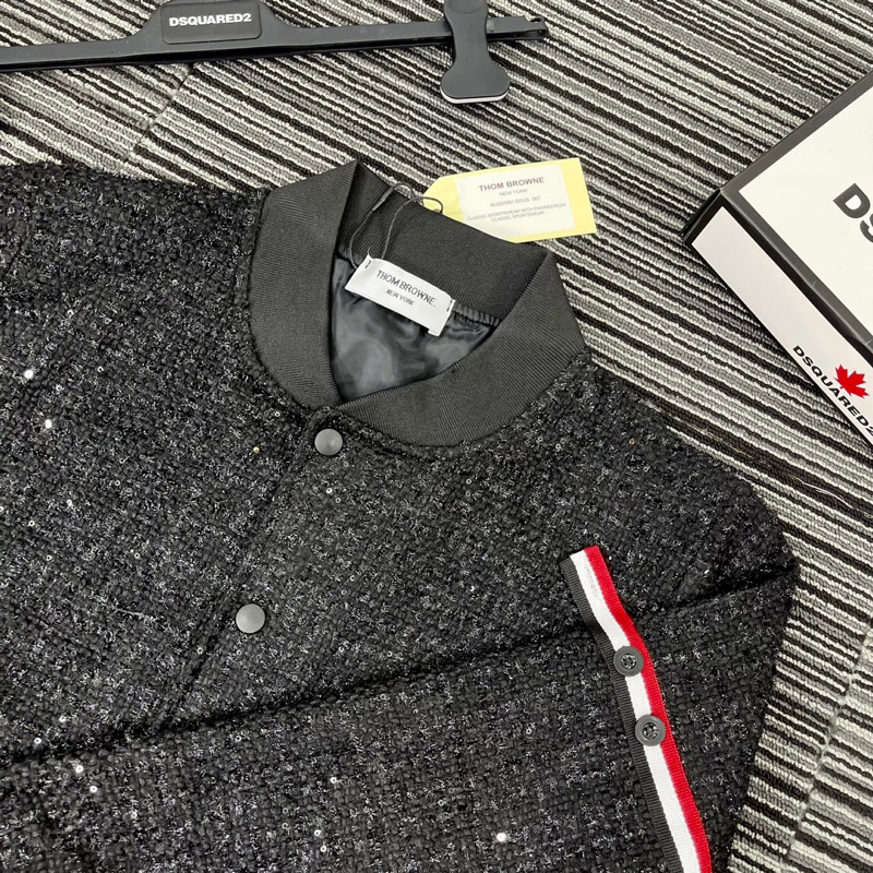 Áo khoác bomber kim tuyến Thome siêu đẹp vải dạ đan kim tuyến đen thêu sọc kẻ xanh trắng đỏ ống tay lót Siêu Hot 2023 ẹc