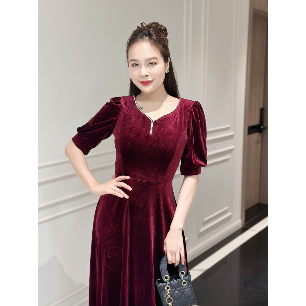 Đầm nhung đính dây đá, form dài, tay phồng - GR0296