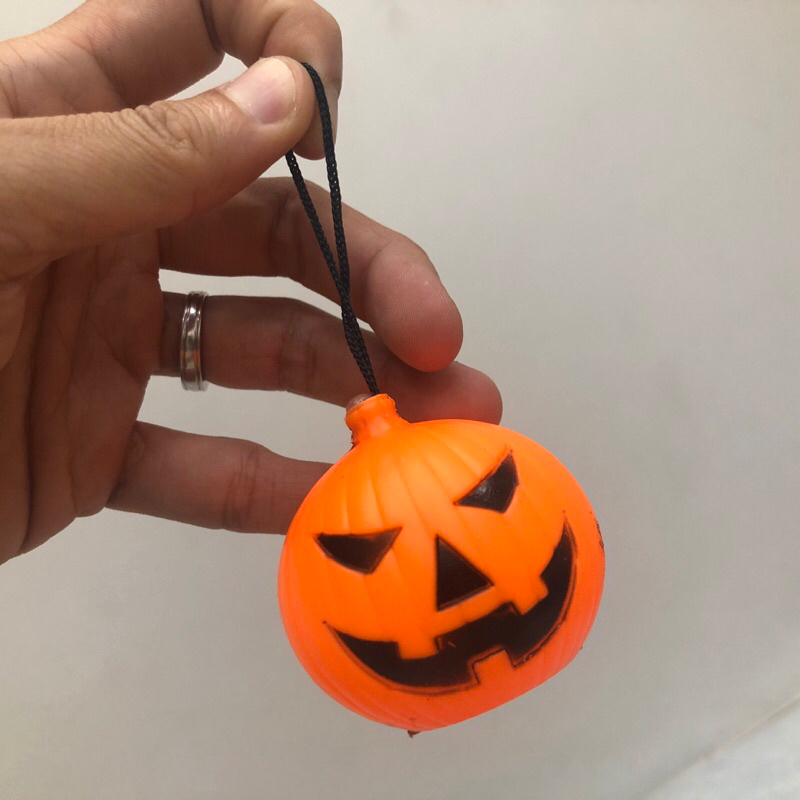 Bí Nhí Trang Trí Halloween