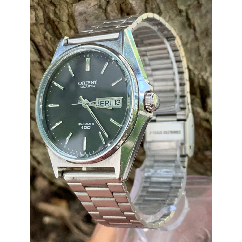 Đồng hồ nam Orient Pin , có ô cửa lịch, dây kim loạ