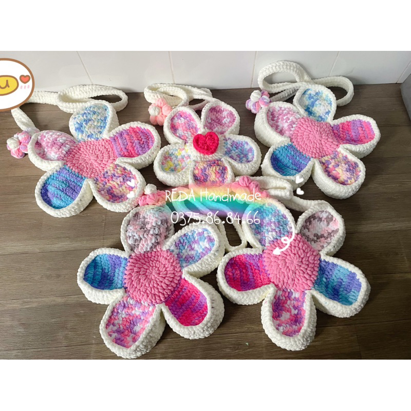 TÚI HOA LEN 5 cánh sắc màu, túi len handmade BLOOMBAG, ib shop để lựa thêm màu