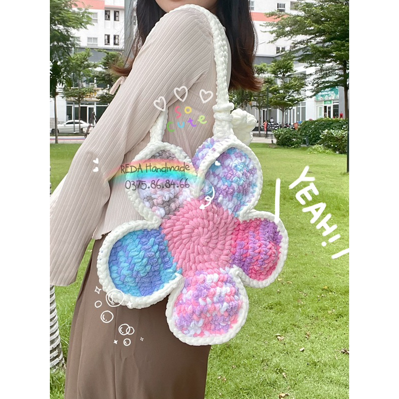 TÚI HOA LEN 5 cánh sắc màu, túi len handmade BLOOMBAG, ib shop để lựa thêm màu