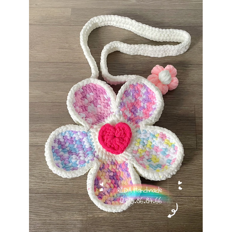 TÚI HOA LEN 5 cánh sắc màu, túi len handmade BLOOMBAG, ib shop để lựa thêm màu
