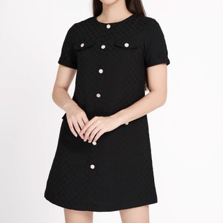 Đầm mini suông xốp dệt nút kiểu Maybi