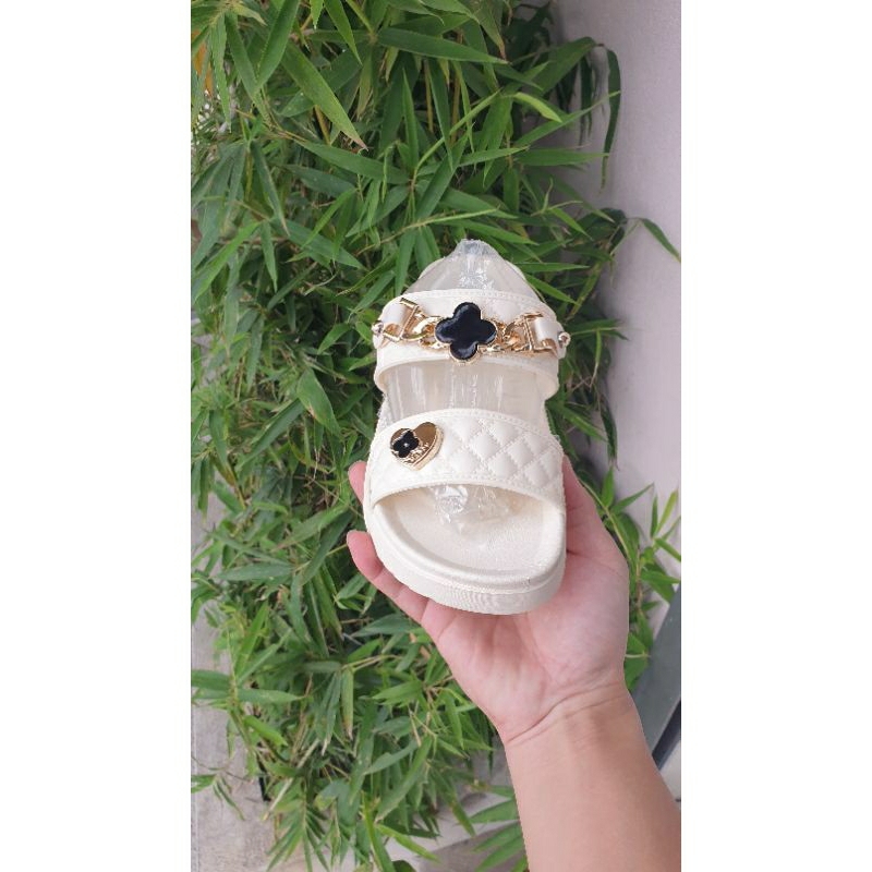 Dép Lê Nữ 2 Quai Hack Chiều Cao 4cm , Chất Liệu PU Siêu Êm