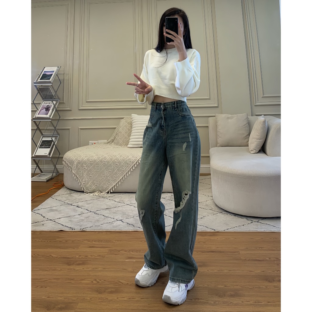 Quần jean rách dáng suông dài phong cách cá tính - Retrostyle - Quanjeanrach9301_P11K10