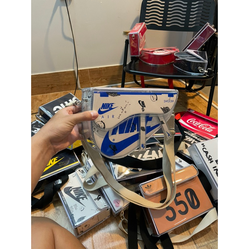 Túi NIKE SADDLE CUSTOM BAG