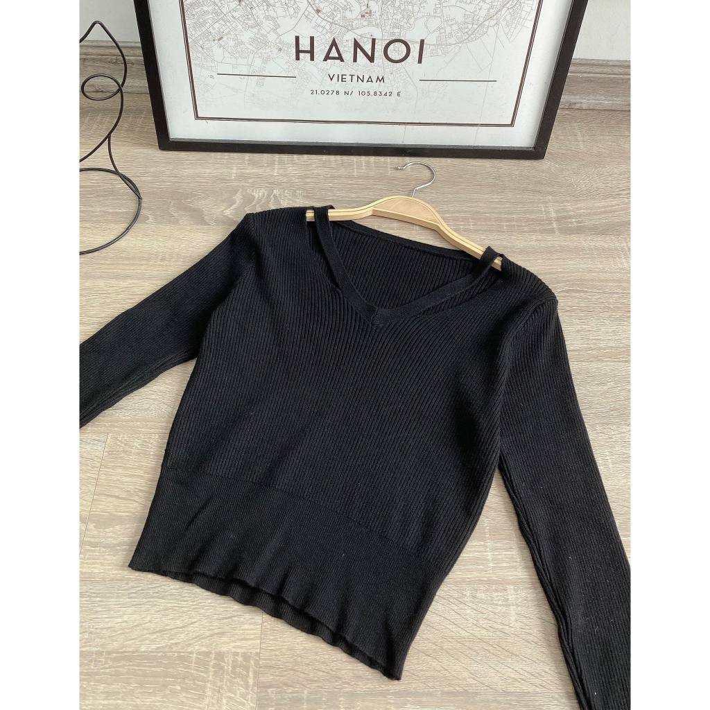 Áo len tăm cổ tim cut out dài tay Odelia cá tính