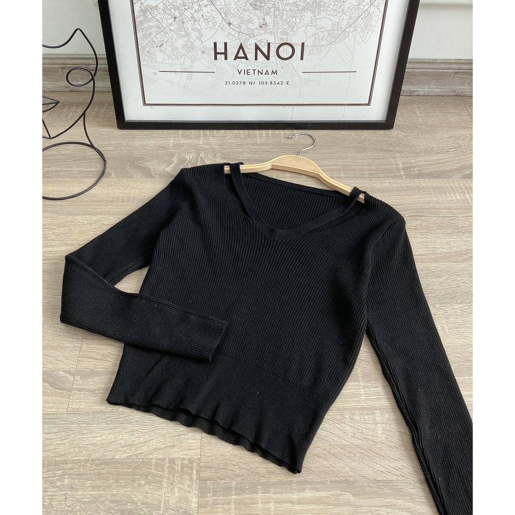 Áo len tăm cổ tim cut out dài tay Odelia cá tính