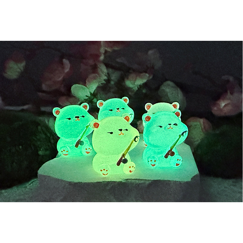 Mô hình gấu cầm cần câu dạ quang phát sáng trang trí nhà búp bê, DIY