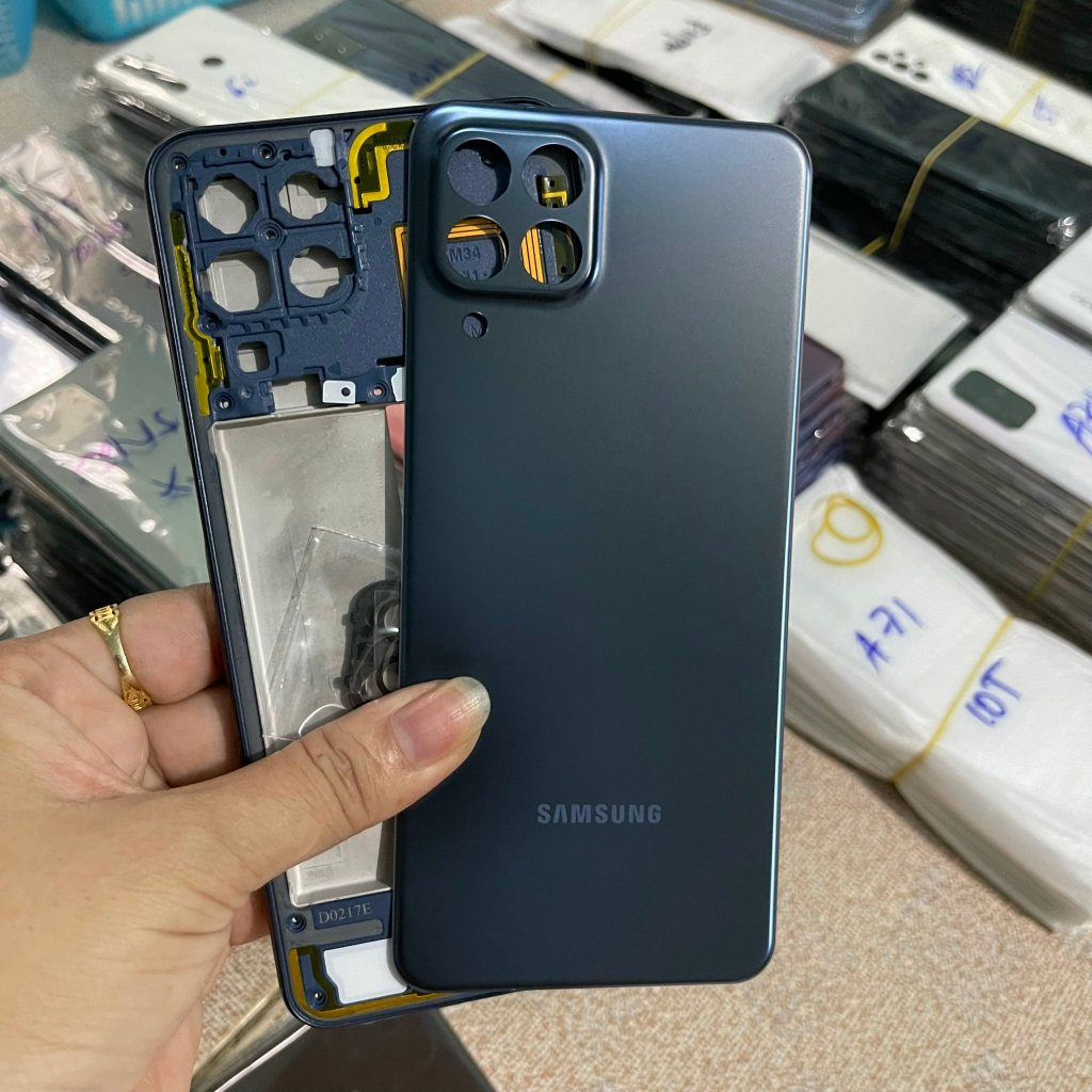 Bộ sườn vỏ samsung m33 zin có kính cam