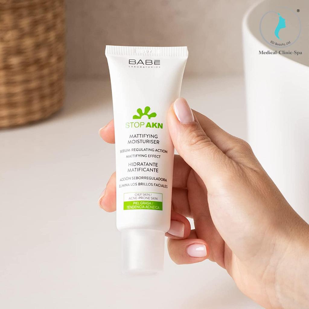 BABÉ Kem dưỡng ẩm kiềm dầu BABE Stop AKN Mattifying Moisturiser 50ML