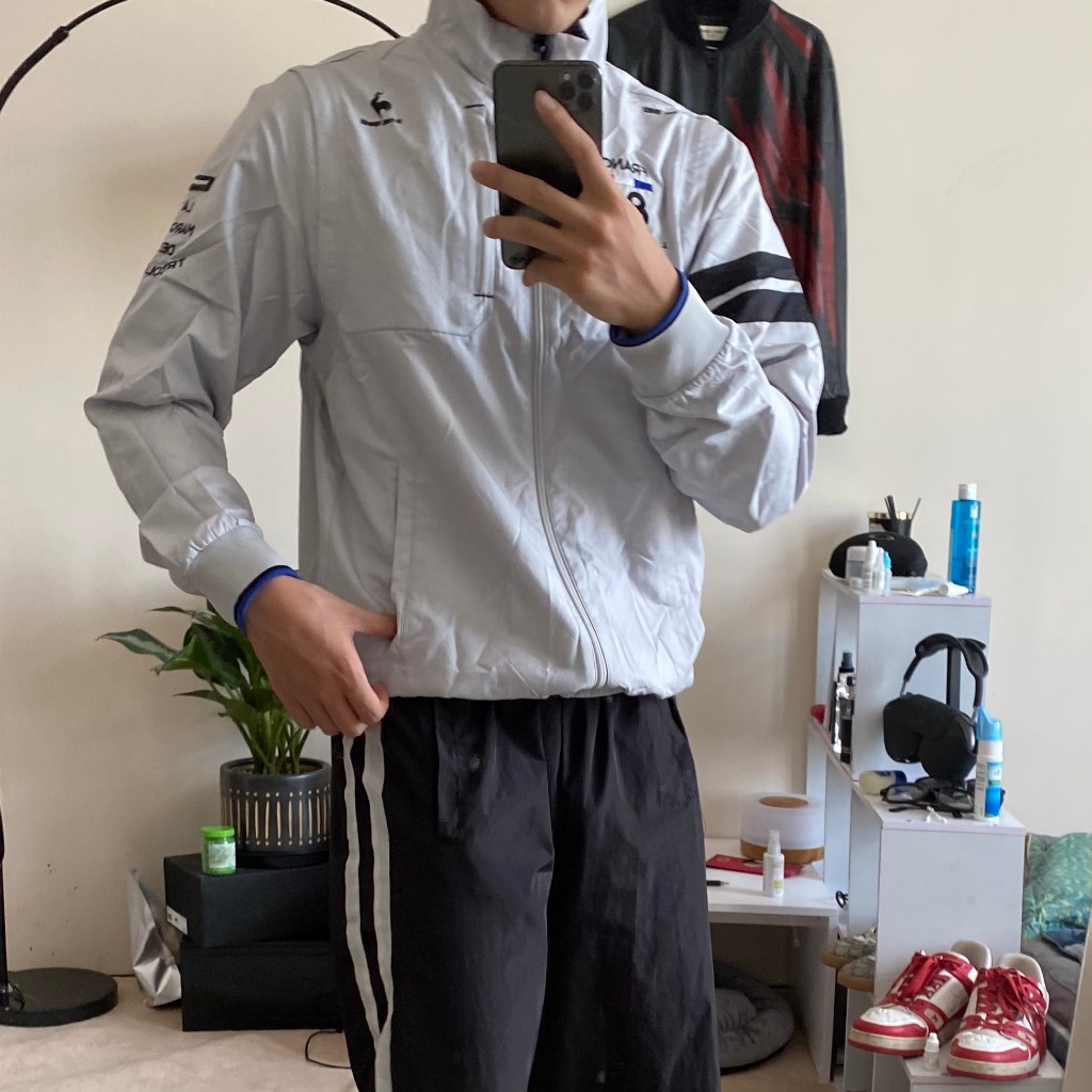 Áo khoác gió tay áo tháo rời form thể thao 3 màu đen - trắng - xám Le co.q chính hãng