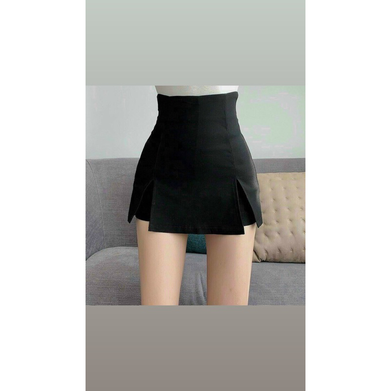 Chân Váy Chữ A Xẻ Tà